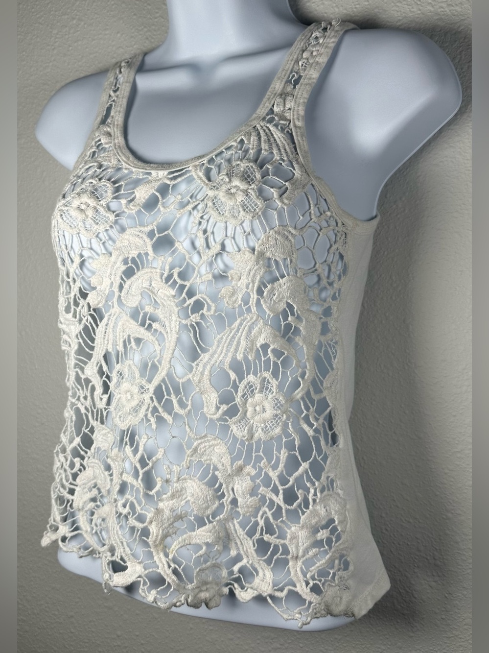 Aeropostale White Crochet Lace Tank Top Size Small